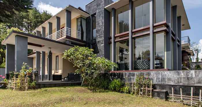 Bangunan Kampung Daun - Villa Delva - Lembang