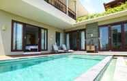 Kolam Renang 6 The Ocean Views Luxury Villas & Apartment