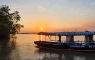 Nearby View and Attractions 3 S'Bungalow Ben Tre