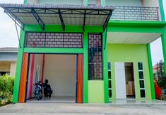 외관 4 OYO 90491 Durian Homestay