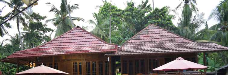 Lobi villa Kembar No 2 Pantai Jelarangan