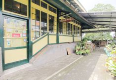 Exterior 4 Vogels Hostel