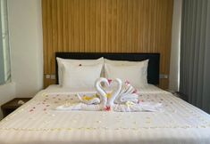 Bedroom 7 Raja Hotel Kuta Mandalika