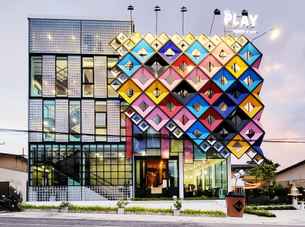 Play Poshtel & Cafe, Rp 495.302