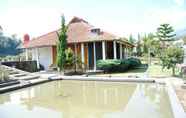 Lobi 7 Villa Kayu Ciwidey