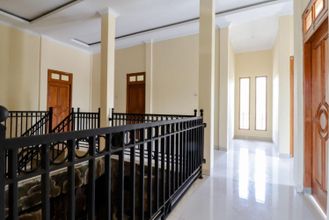 로비 4 Dewisri Homestay