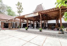 외관 3 Griya Erlangga Homestay