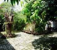 Bangunan 4 Oka Homestay