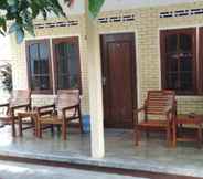 Bangunan 5 Oka Homestay