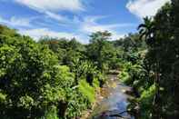 Bangunan Hotel Sayna