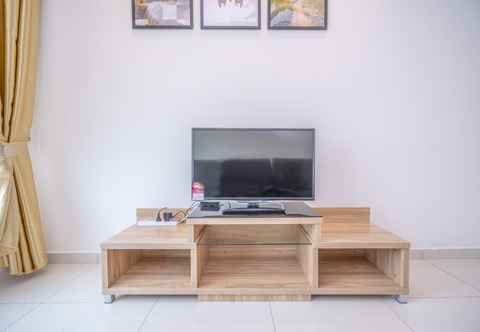 Lobby OYO HOME 90183 D' Summit Residence 2bhk @ YML 0824