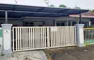 Exterior 6 Jiaxin Homestay Putri Wangsa