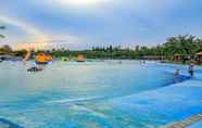 Swimming Pool 2 Hon Dau Holiday Resort