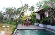 สระว่ายน้ำ 3 Vihaan Villa Ubud