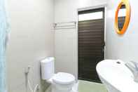 In-room Bathroom Pudak Sari Homestay