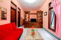 Common Space Homestay Penginapan Anita