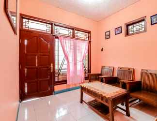 Lobby 2 Homestay Penginapan Anita