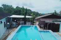 Swimming Pool Villa Lilin Putih