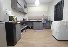 ล็อบบี้ 7 OYO Home 90203 Emma Sukma Homestay