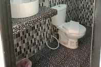 Toilet Kamar YENTA RESORT