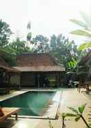 SWIMMING_POOL Omah Bu Yanti