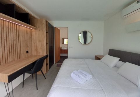 Kamar Tidur Villa Destania A8A Dago Village