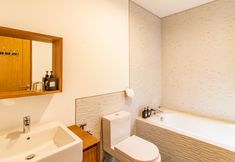 Toilet Kamar 5 Villa Destania A8A Dago Village