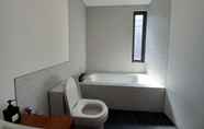 Toilet Kamar 2 Villa Destania A8A Dago Village