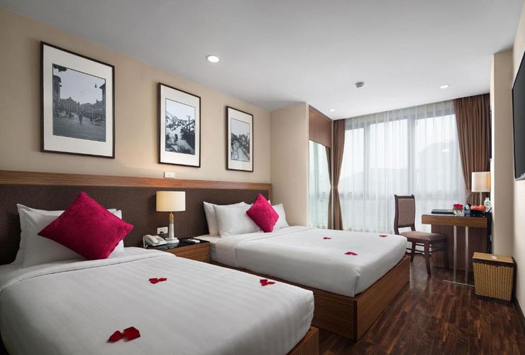 Khách sạn Golden Moon Suite