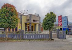 Bên ngoài 6 OYO 90504 Rizky Homestay Syariah Palutungan Kuningan