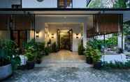 ภายนอกอาคาร 7 Lamandau House