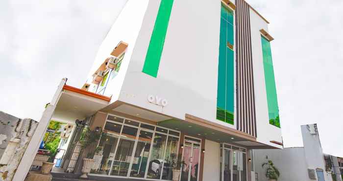 Exterior OYO 720 Alt Residences 