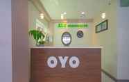 Lobi 5 OYO 720 Alt Residences 