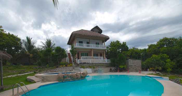 Swimming Pool OYO 674 Sea Forest Beach Resort