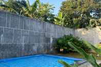 Swimming Pool Villa Pondok Alfaska 14