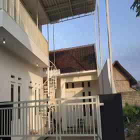 Sunrise of Java1 , 飯店Makam Datuk Malik Ibrahim