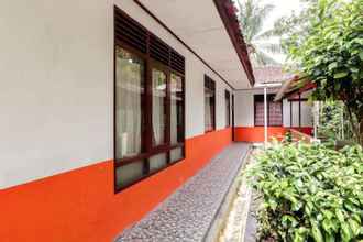 Exterior 4 Narendra Homestay