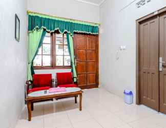 Sảnh chờ 2 Homestay Damandiri Prambanan Syariah