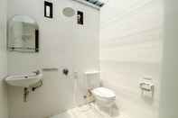 Toilet Kamar Nurudin House