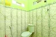 Toilet Kamar Willy Homestay 