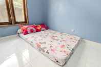 Bedroom Serut 1 Homestay