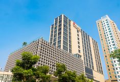 Exterior 3 Hilton Garden Inn Jakarta Taman Palem