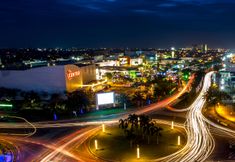 Nearby View and Attractions 7 M-Town Residences