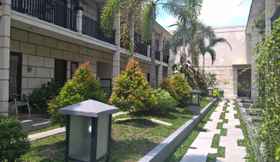 Exterior 4 Rumah Amanda Residence