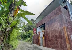 Luar Bangunan 3 OYO 90512 Tiny House