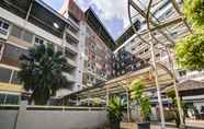 Bangunan 6 OYO 90493 Margonda Residence Syariah