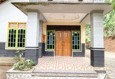 Exterior 2 Jemakir Homestay