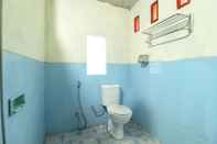 In-room Bathroom Jemakir Homestay