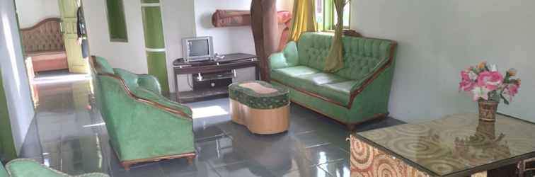 Lobby OYO 90528 Beruang Mas Villa Ciater