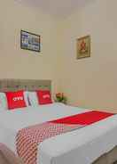 BEDROOM SPOT ON 90526 New Bunga Sonsang Homestay Syariah